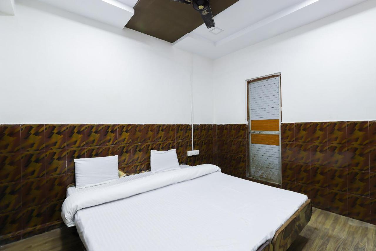 Spot On Hotel Apar Inn Ahmedabad Extérieur photo